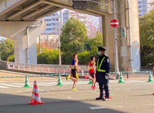 福岡　警備　国際マラソン